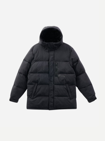 Halo Mountain Down Jacket - Black