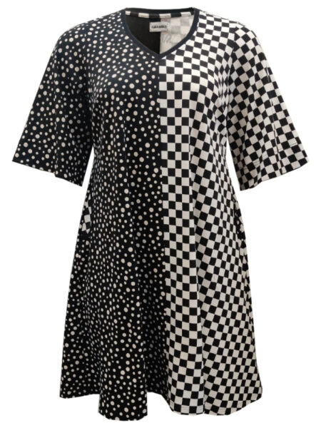 Plus size kjole - Tulla Dots n´ Checks