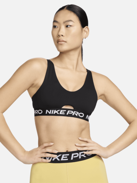 Nike Pro Indy Plunge-sports-bh med medium støtte og indlæg til kvinder - sort